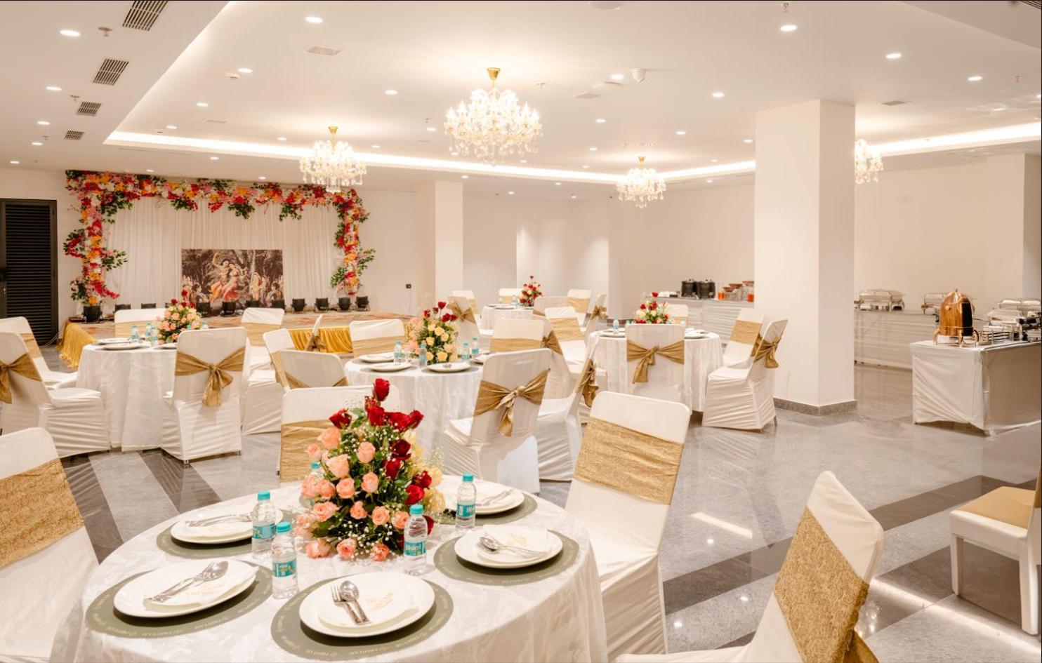 Triptam Vrindavan Exterior photo